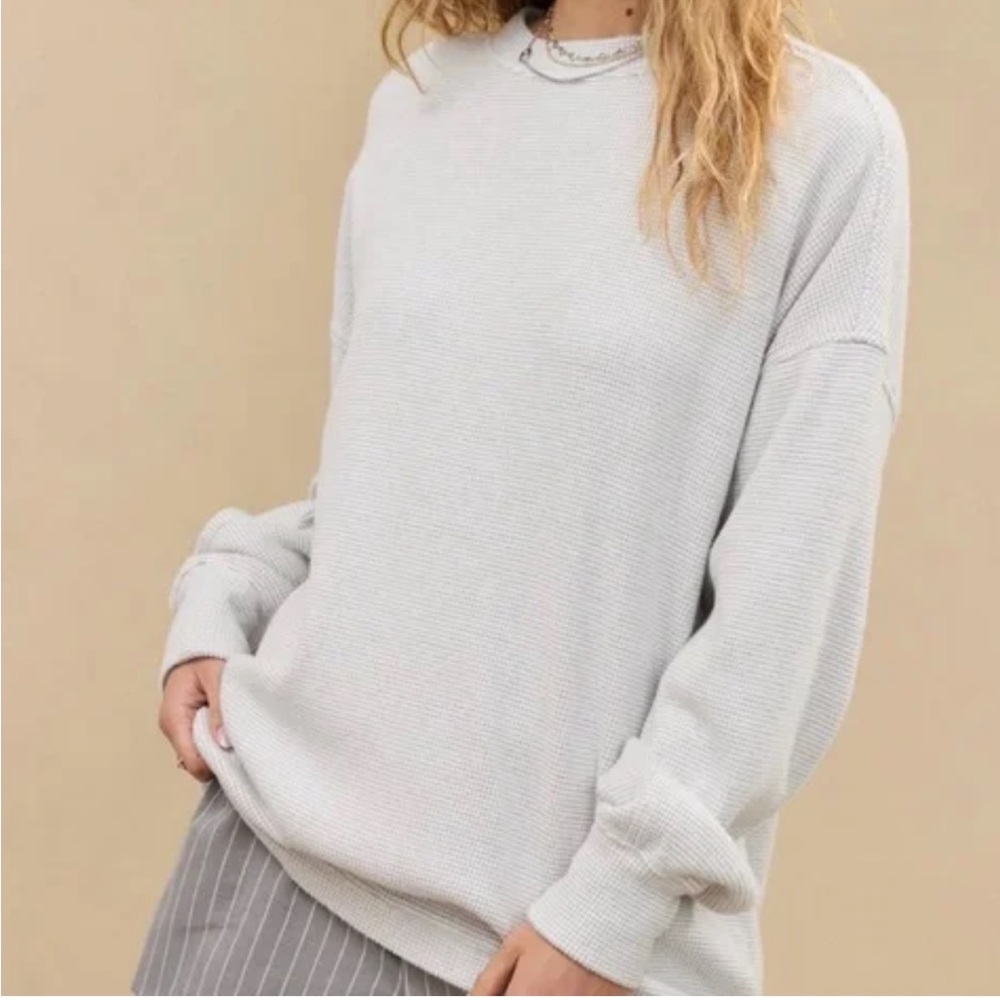 AE Oversized Cozy Sweater in Light Gray